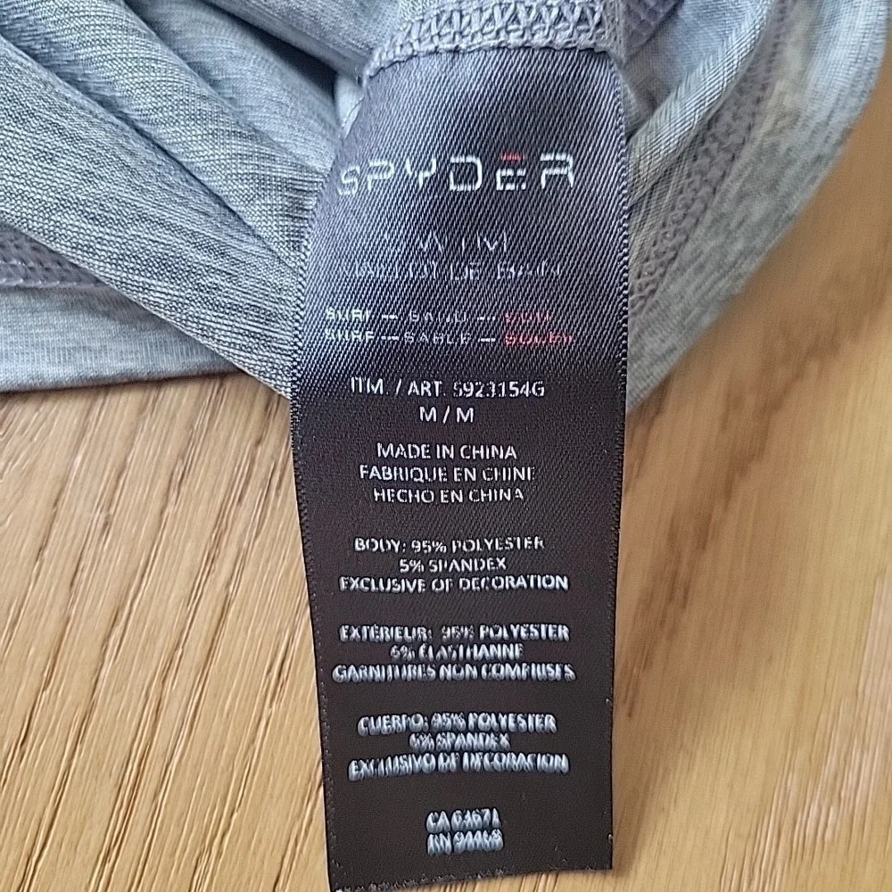 Spyder Rash Guard Shirt Men Medium Gray Geometric UPF 30 Swim Surf Quick Dry Tee